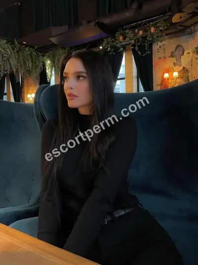 Доминика Топ